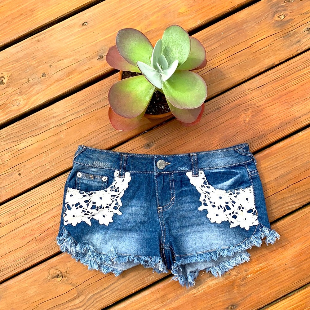 Flower print shorts
